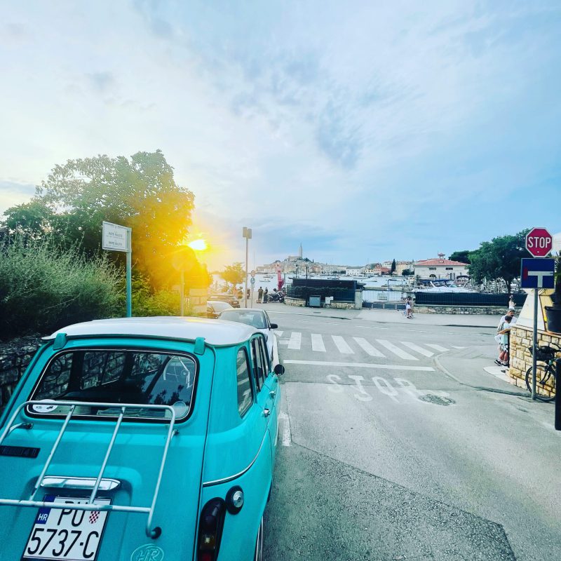 DACEA32B-6324-4EBC-B2A6-3E8AD8A64373